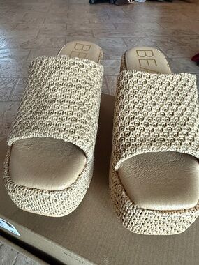 BEIGE Woven Platform Slide Mules - Women